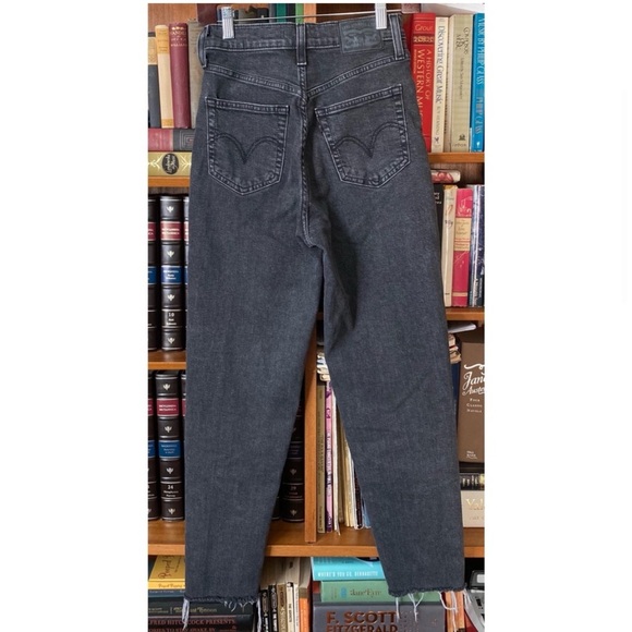 LEVI'S High Waisted Taper Jeans - Washed Black - 25 - Picture 3 of 8